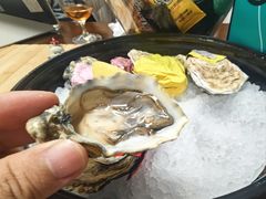 -斯普汇生蚝牛排馆(中骏世界城店)