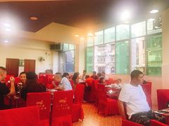 大堂-佘记全家福芋儿鸡(向阳街总店)