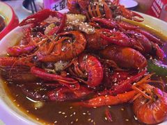-海盗船. 龙虾烧烤. 酒馆