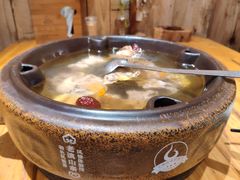 汽锅鸡-老滇山寨•云南特色菜•地方菜•民族风情歌舞表演(金碧店)