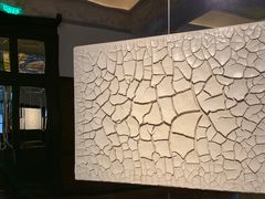 -Nathalie Djurberg与Hans Berg“牛皮纸包裹的月亮”-Prada荣宅当季展览