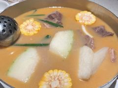 -肥仔文澳门猪骨煲(南京西路店)