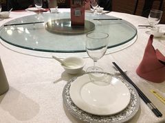 -梅龙镇酒家(南京西路总店)
