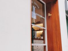 -Line 咖啡(石厦花园店)