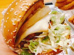 -The Habit Burger Grill 哈比特汉堡(复兴soho店)
