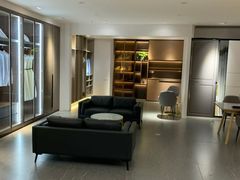 -百安居装修建材卖场(南山店)