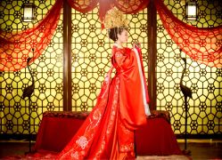 点击看大图 -九月鹰飞汉服摄影工作室