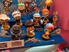 -泡泡玛特POPMART(蓝色港湾店)