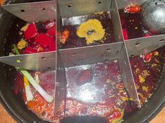 -周小明火锅(黑金冠社区店)