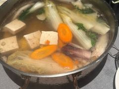 -左庭右院鲜牛肉火锅黑金店(陆家嘴中心店)