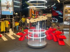 -UNDER ARMOUR(淮海755店)