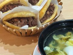 -闫家驴肉老店(华电一校店)