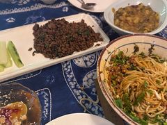 豆花米线-滇道云南特色料理(康定路店)