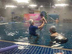 -蓝旗亲子游泳(范湖万达广场店)
