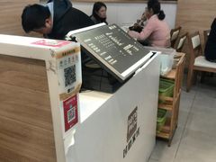 -在蒙自过桥米线