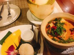 -卷心菜和避孕套餐厅(Pattaya)