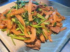 -潮界(凯德晶萃店)