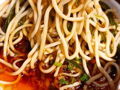 -李双猪·小龙虾·烧烤·羊肉煲(乐山店)