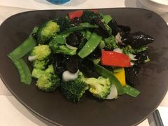 -港丽餐厅(高德置地店)