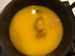 -鲜入围煮花胶鸡海鲜火锅