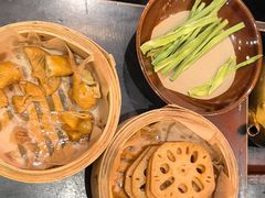 -卤校长老火锅(杨家坪直营店)