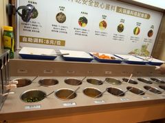 -七欣天香辣蟹火锅(闵行浦江欢乐颂店)
