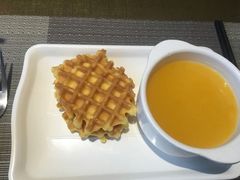 -戈尔登酒店·满堂彩咖啡厅