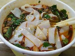 香辣叉烧牛腩粉-覃肥叔桂林米粉(粮道街店)