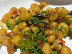 -头上红煨盐鸡·非遗院子餐厅