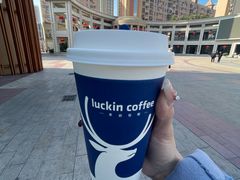 -瑞幸咖啡(皇岗村广场中庭店)