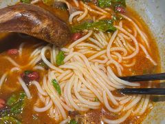 -百春原湖南牛肉粉(百联世纪店)