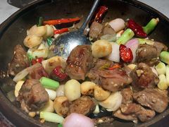 石锅堂焗牛肉粒-柴门头啖汤·经典川菜·慢火汤品(锦城万达店)