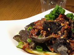 酸辣无骨凤爪-故遥酒馆.赛事直播