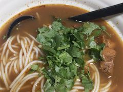 昭通焖鸡米线-茶花妹子云南餐厅(传媒大学店)