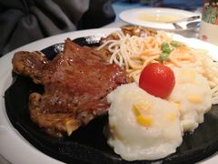 -豪客来牛排(华创国际广场店)