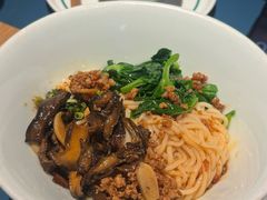 -一坐一忘云南菜(嘉里中心店)