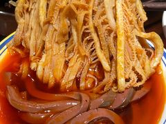 -小天鹅火锅·一线江景洪鼎旗舰店(洪崖洞店)