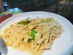 尖椒干豆皮-人民公社大食堂(顺义总店)