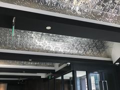 -桔子酒店(上海西藏北路地铁站店)