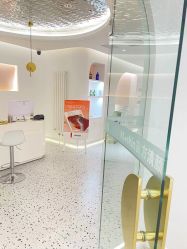 -苗方清颜痘肌研究所