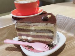 -藏猫猫咖啡主题馆(中央大道店)