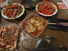 -人间半杯·小酒馆创意菜(三里屯店)