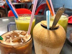 -黄亚华小食店(Jalan Alor)