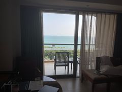 -三亚湾海居铂尔曼度假酒店