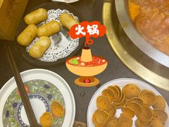 -沸炉重庆老火锅(军事博物馆店)