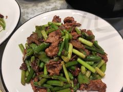 -莲餐厅·湖北菜·潜江小龙虾店(愚园路店)