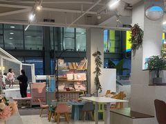 -萨卡屋亲子乐园·餐厅(龙山万物工场店)