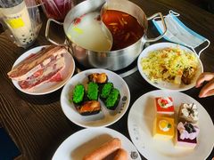 -海吃海喝海鲜烤肉餐厅
