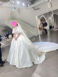 -艾米丽婚纱礼服