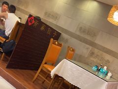 -黄家饺子东北特色菜馆(湖滨商业街店)